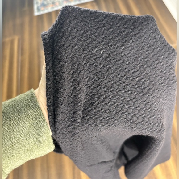 Vince Camuto size L Black Tank Top w/ side tide ruched Scoop Neck Y2K Grunge - Picture 8 of 9